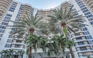 Mystic Pointe condo Aventura for sale and rent